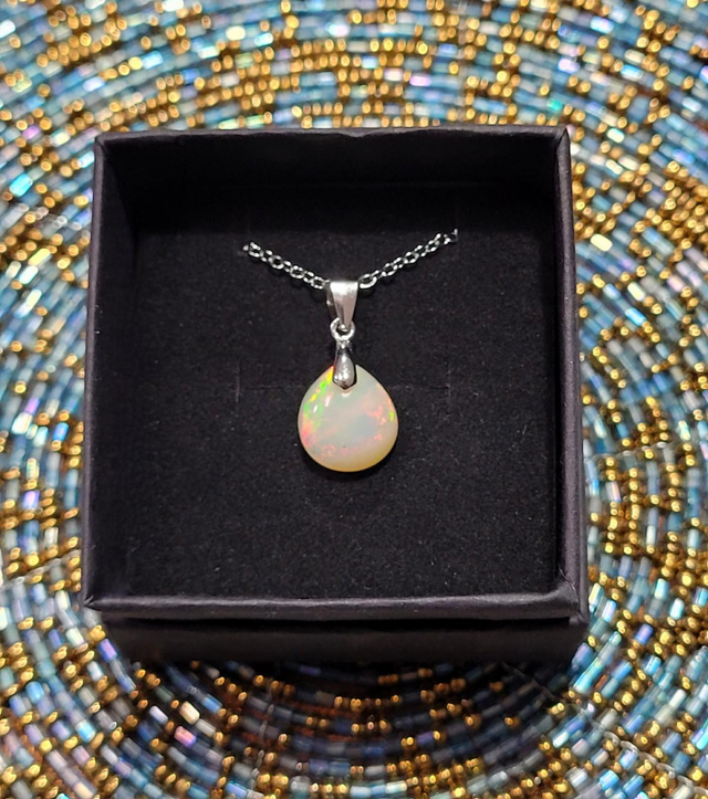 Pendentif Opale Éthiopienne 