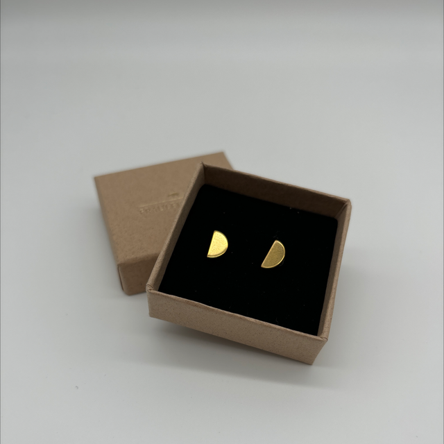 Halfmoon Ohrstecker  - Fräulein Tapir
