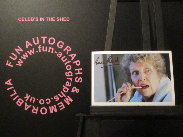 Anne Reid Authentic Autographed 6x4 Photograph (B)