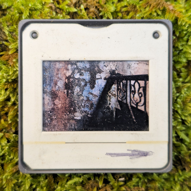 Magnet diapo Urbex Cinema Laos_16