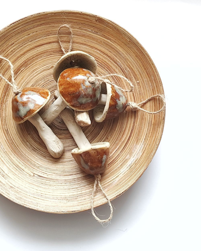 Grzybki ceramiczne brązowe