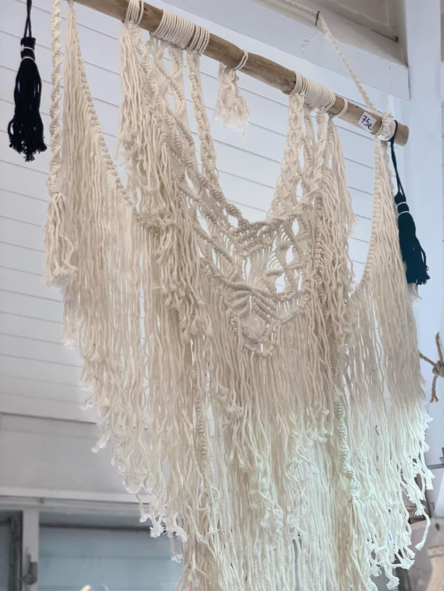 Décoration murale en macramé - Noir et Blanc 