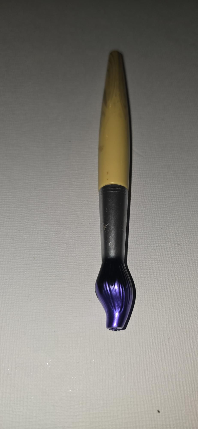 Paint brush pen Purple