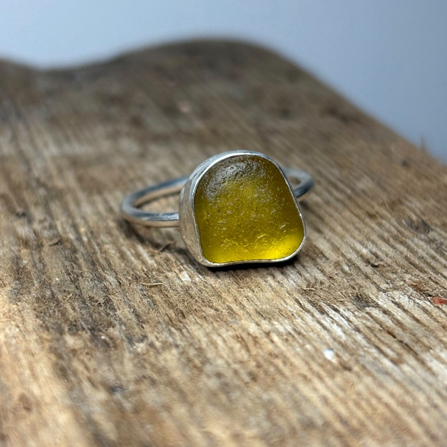 Khaki Seaglass &amp; Recycled Silver Ring Size N