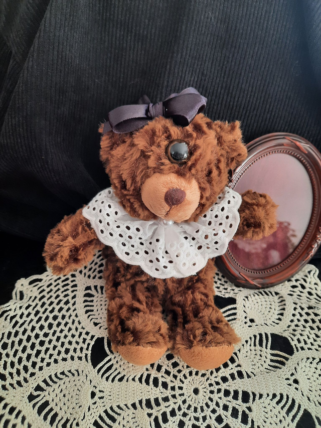 Peluche - oursonne cyclope