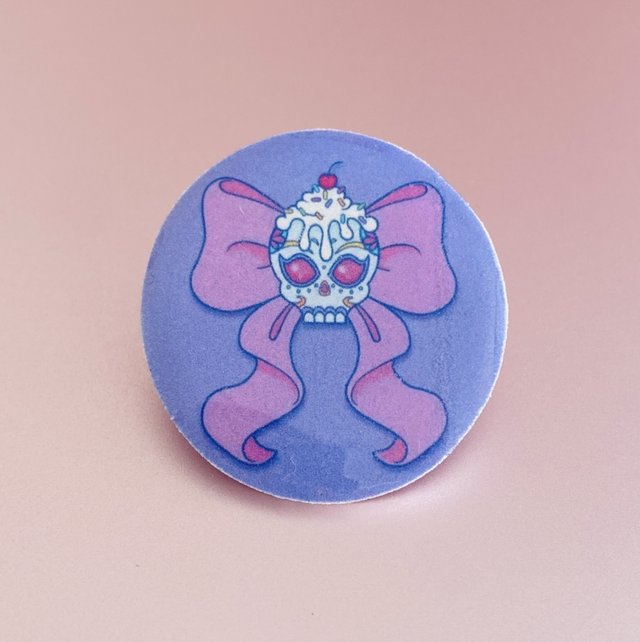Pins Skull Bow