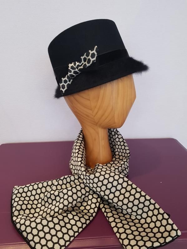 Cloche calotte creusée feutre de lapin noir