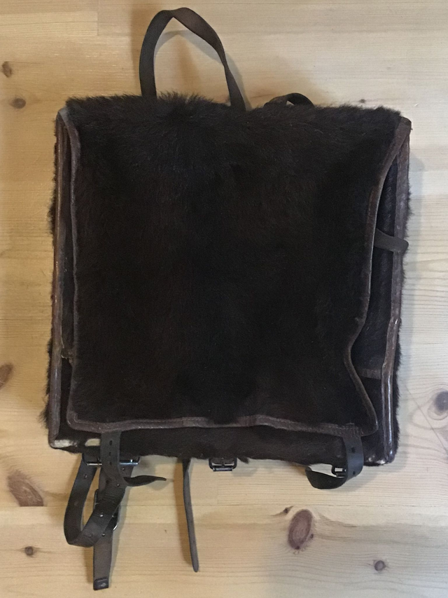 Tornyster i Kalveskind - lille (brugt) 