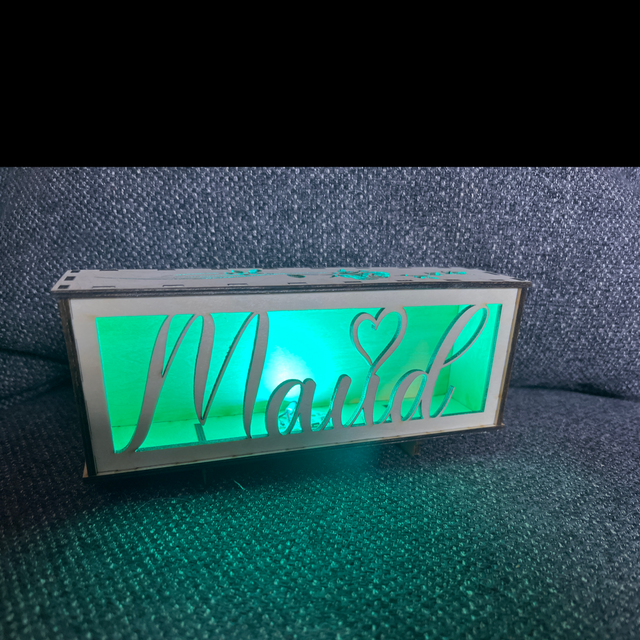 La boîte prénom lumineuse 