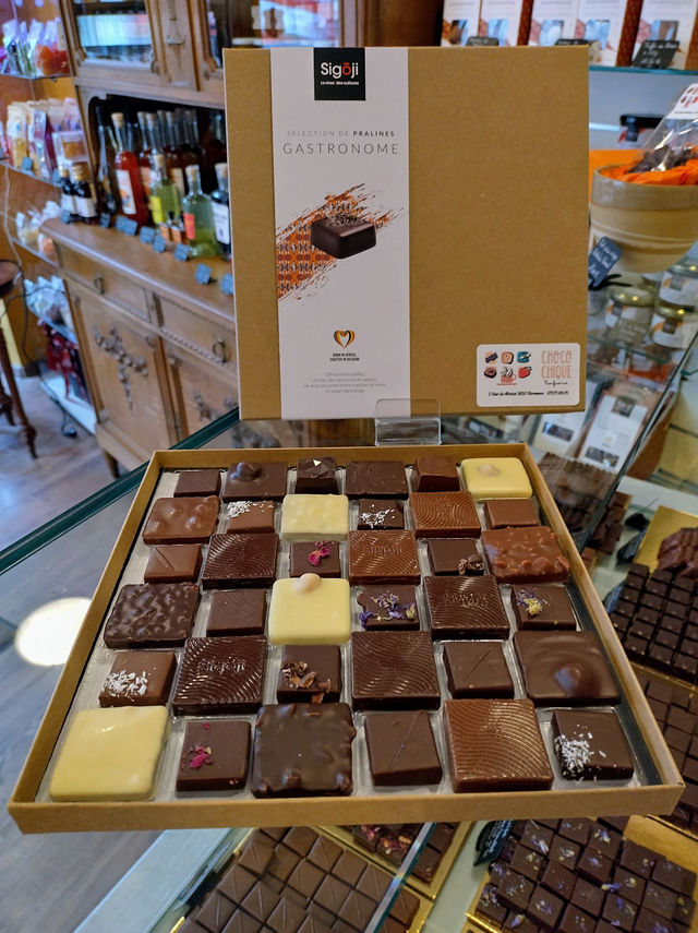 Coffret Gastronome Sigoji : coffret de 36 pralines