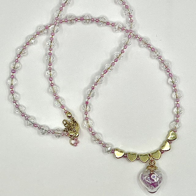 C50 - Collier perle en verre pendentif cœur