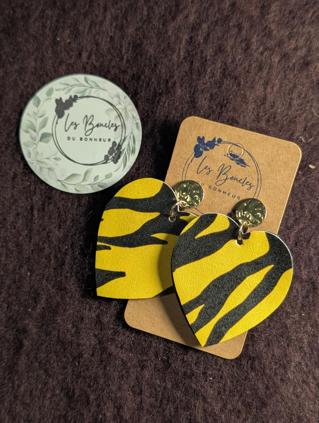 Boucles d'oreilles coeur ❤️ zèbre jaune c011