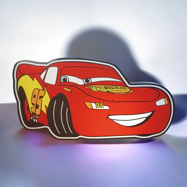  Lampe 3D Flash McQueen LED - L’éclair de vitesse illumine ton espace ! 