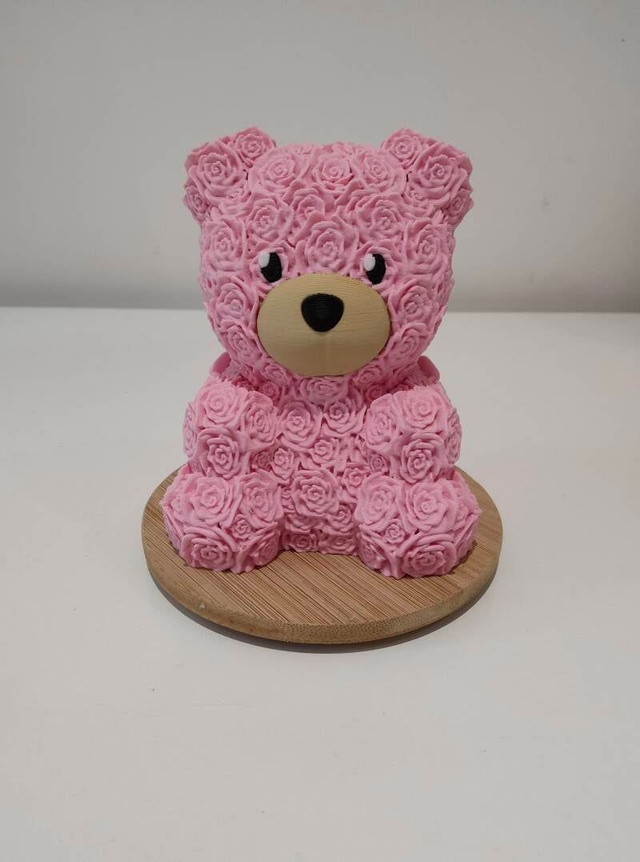 Ours en Rose