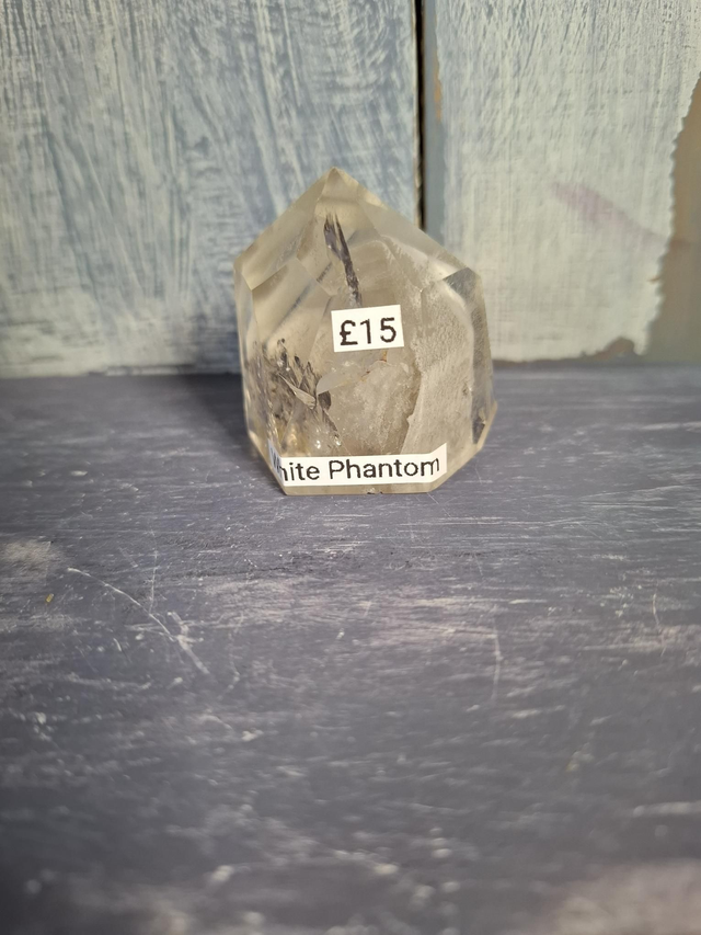 White Phantom Quartz Tower 