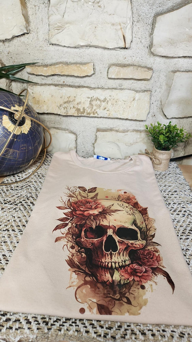 T-shirt &quot;Crâne&quot; taille s 