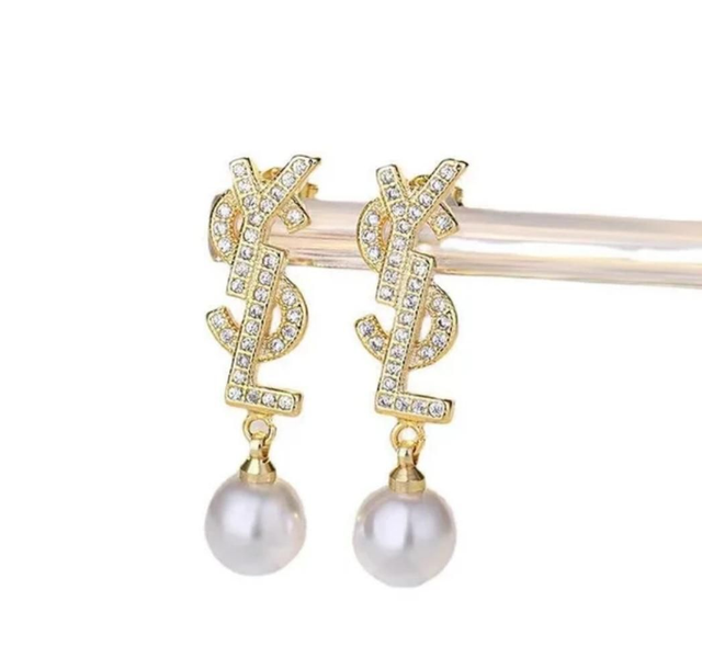 Boucles d'oreilles YSL  avec perles et strass