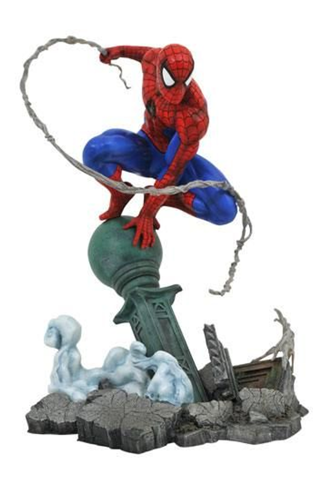  Marvel: Spider-Man on Lamppost Gallery Figure