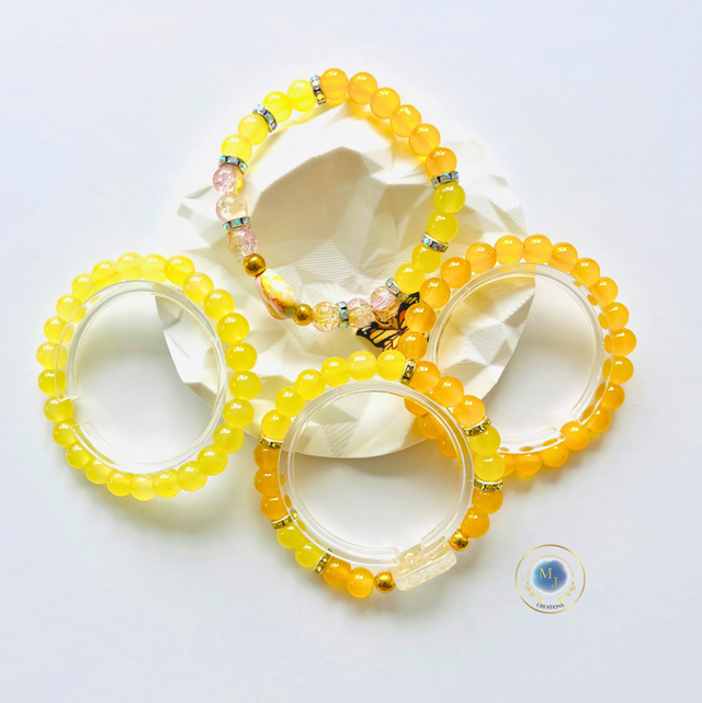 Handgemaakte Gele Armbanden Set met Glaskralen – Zomers & Stralend