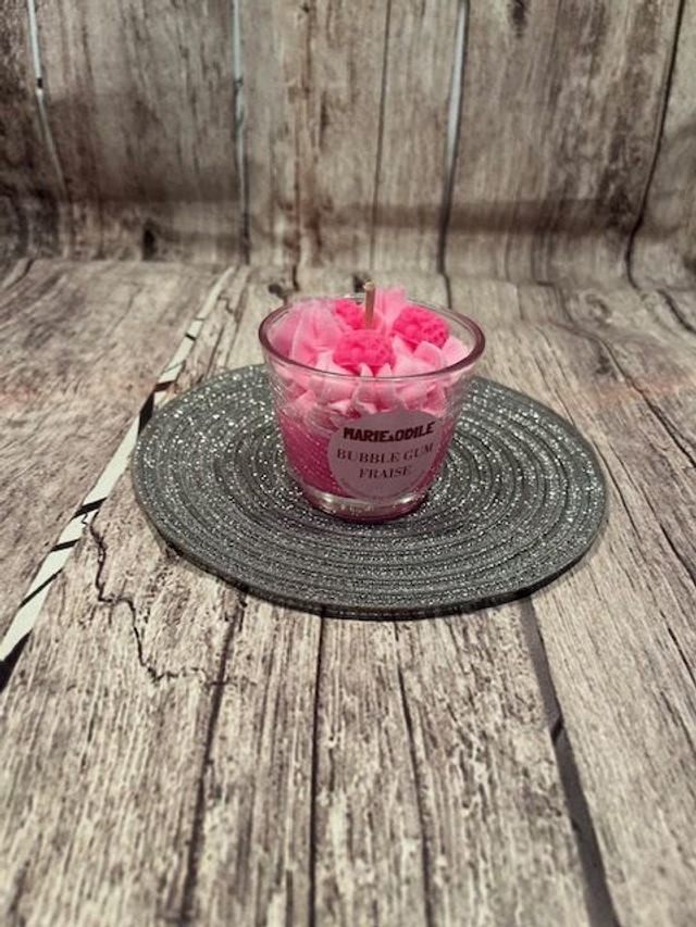 Bougie parfumée Bubble gum fraise - 100 grammes