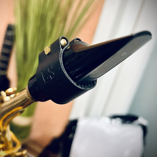 Ligature + recouvre bec pour saxophone