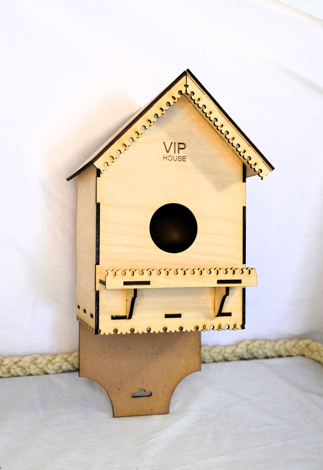 Nichoir &quot;chalet&quot; pour oiseaux