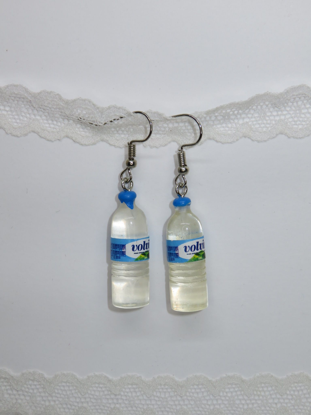 Boucle d'oreille bouteille Volvic