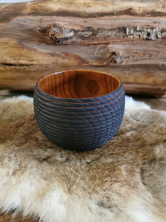 Bol en Chêne laqué Urushi