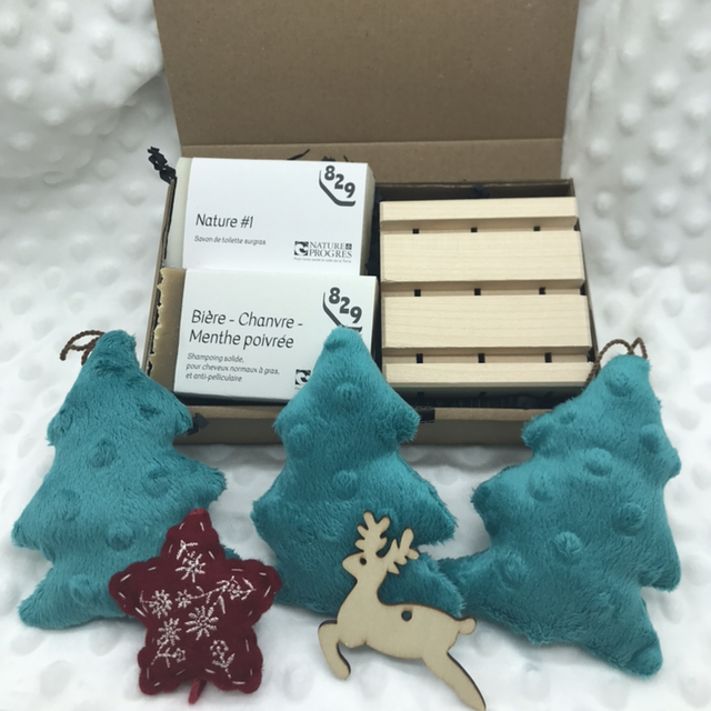 Coffret 1 savon + 1 shampoing + 1 porte-savon