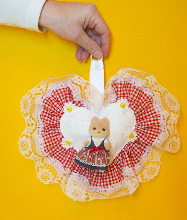 Sylvanian Family Gingham Heart Bag Charm