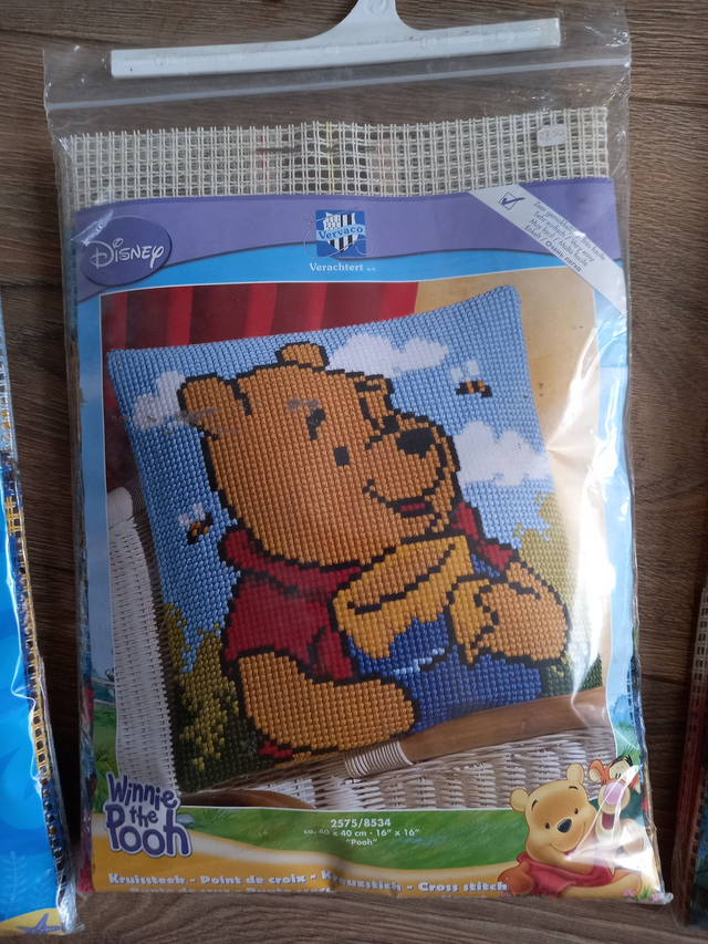 Kruissteekkussen Disney Winnie the Pooh (2575/8534)