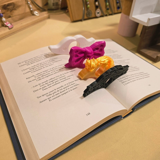 Bague de lecture nœud rose