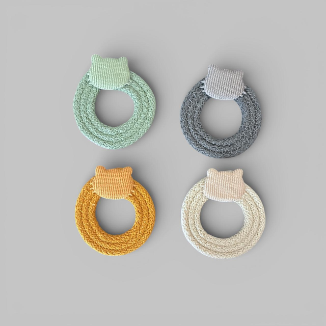 Assortiment de 4 ronds de serviette plats chat