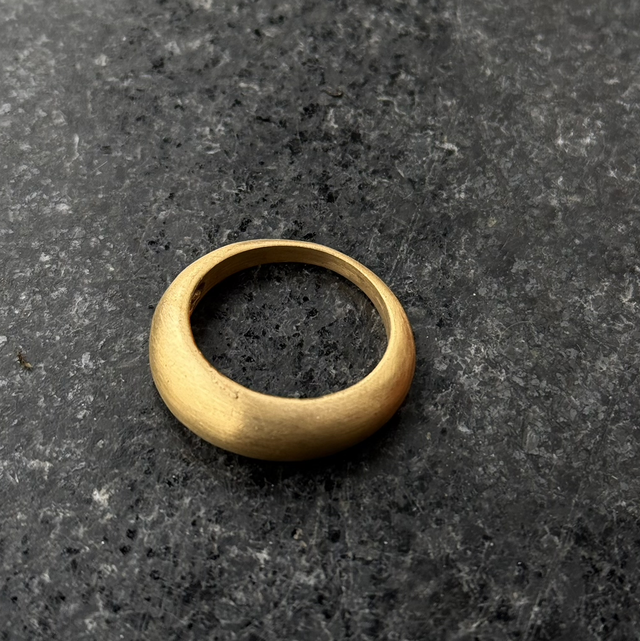 Esenza Ring