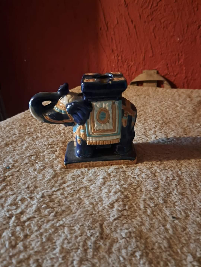 Éléphant bleu 11 cm