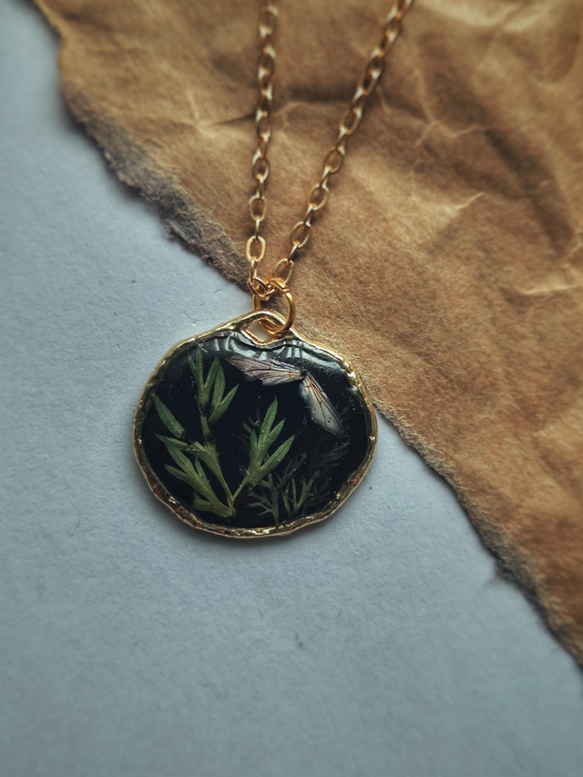 Dancing in Darkness Necklace 