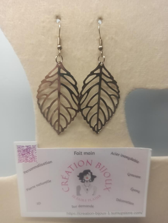 Boucle d'oreille  feuilles