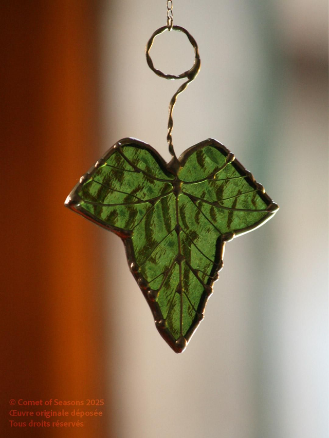 Petite feuille de lierre neuf 