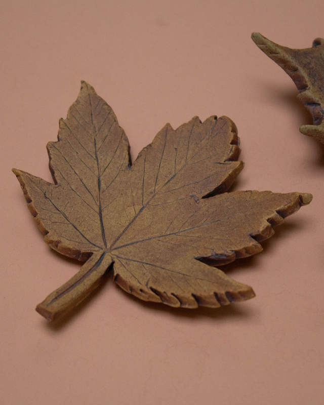Sycamore Maple Leaf Ring Dish