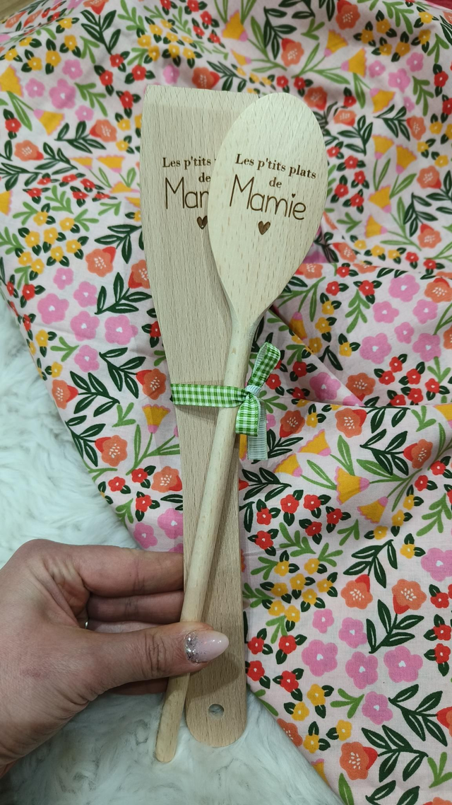 Cuillère et spatule en bois - Les p'tits plats de MAMIE