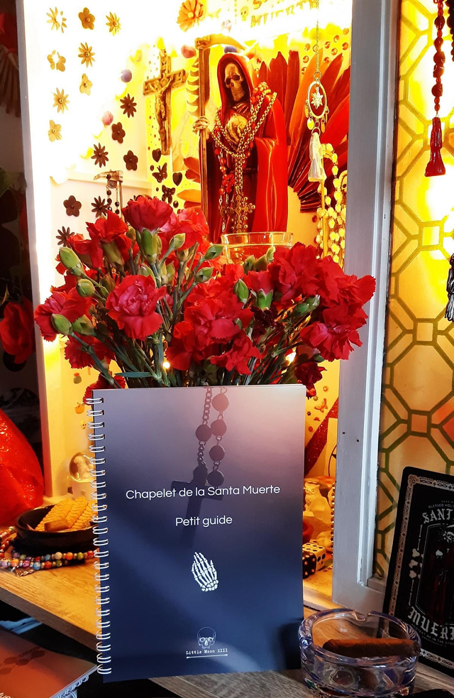 Guide du chapelet de la Santa Muerte