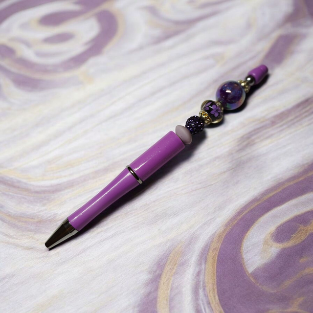 Stylo perles violet