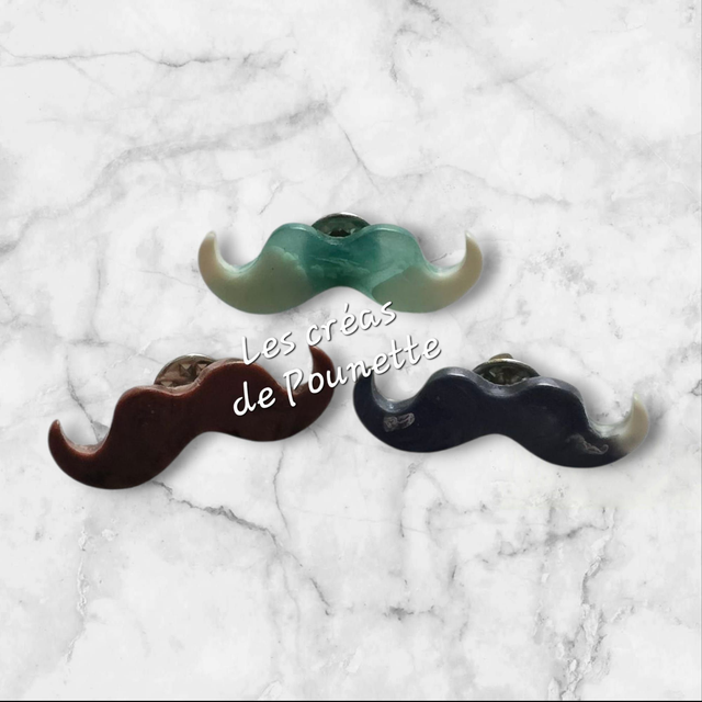 Pin's moustache