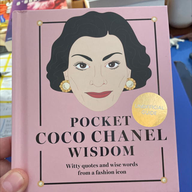 Pocket Coco Chanel Wisdom