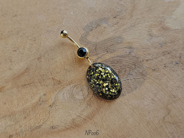 Black & Gold Medallion (NP006)