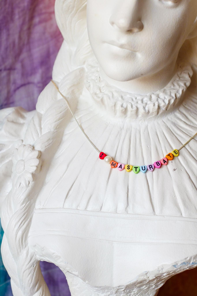 Collier I M🍒sturbate