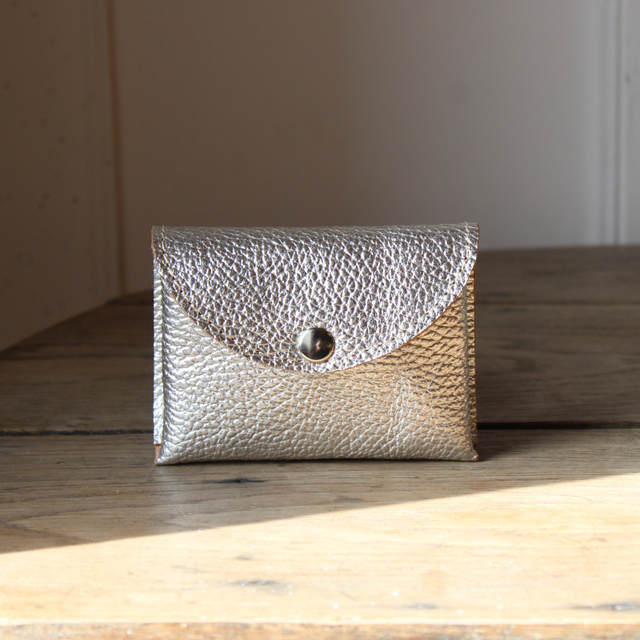 Porte monnaie à bouton