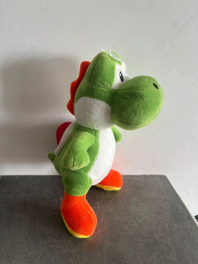 Peluche Yoshi