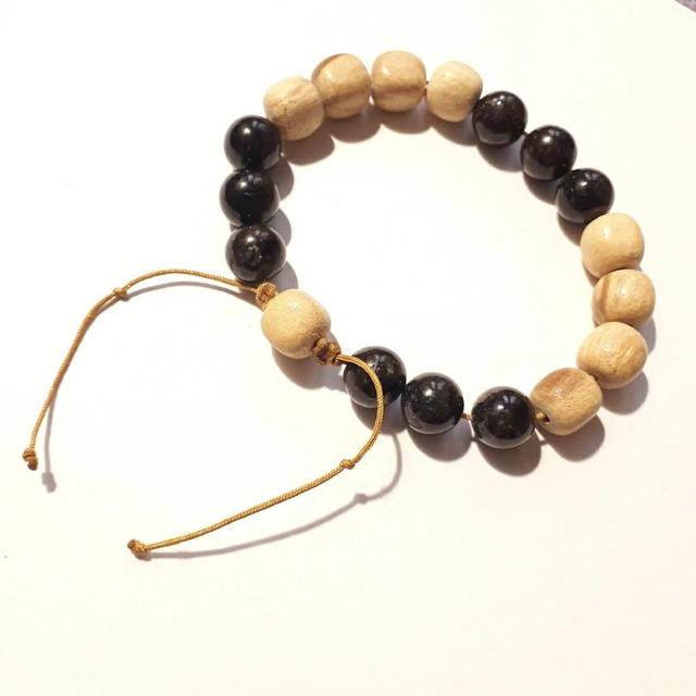 NUUMMIT &amp; Palo Santo Aromatherapy Bracelet 