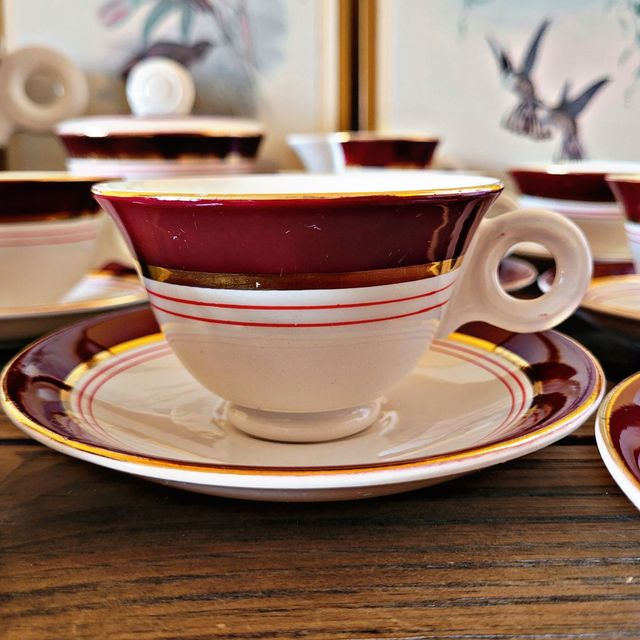 X (Réservées pour Michèle S) Lot de 4 tasses et sous tasses Digoin Sarreguemines modèle Santos 